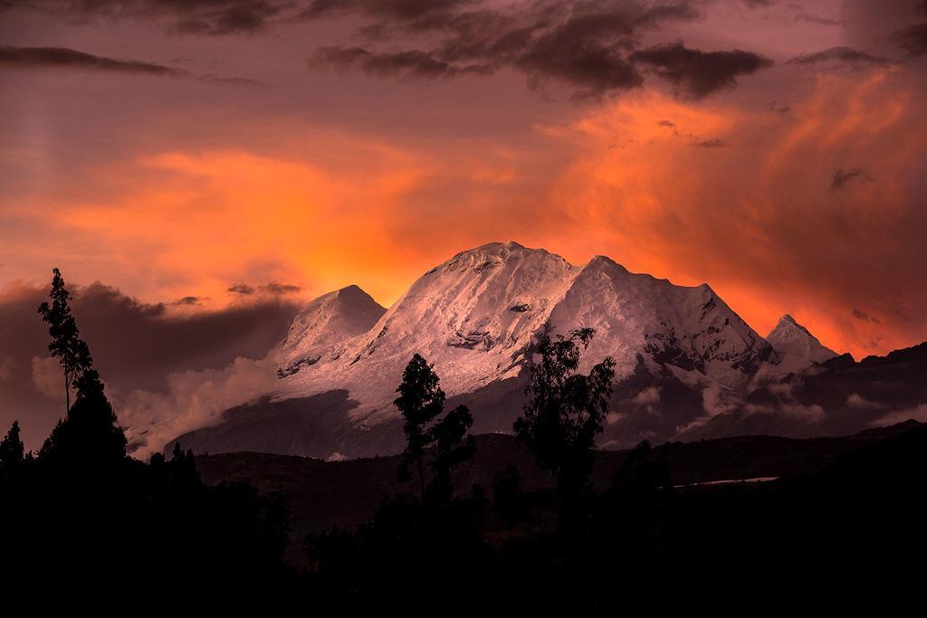 Cuesta Serena Boutique Hotel Yungar 外观 照片